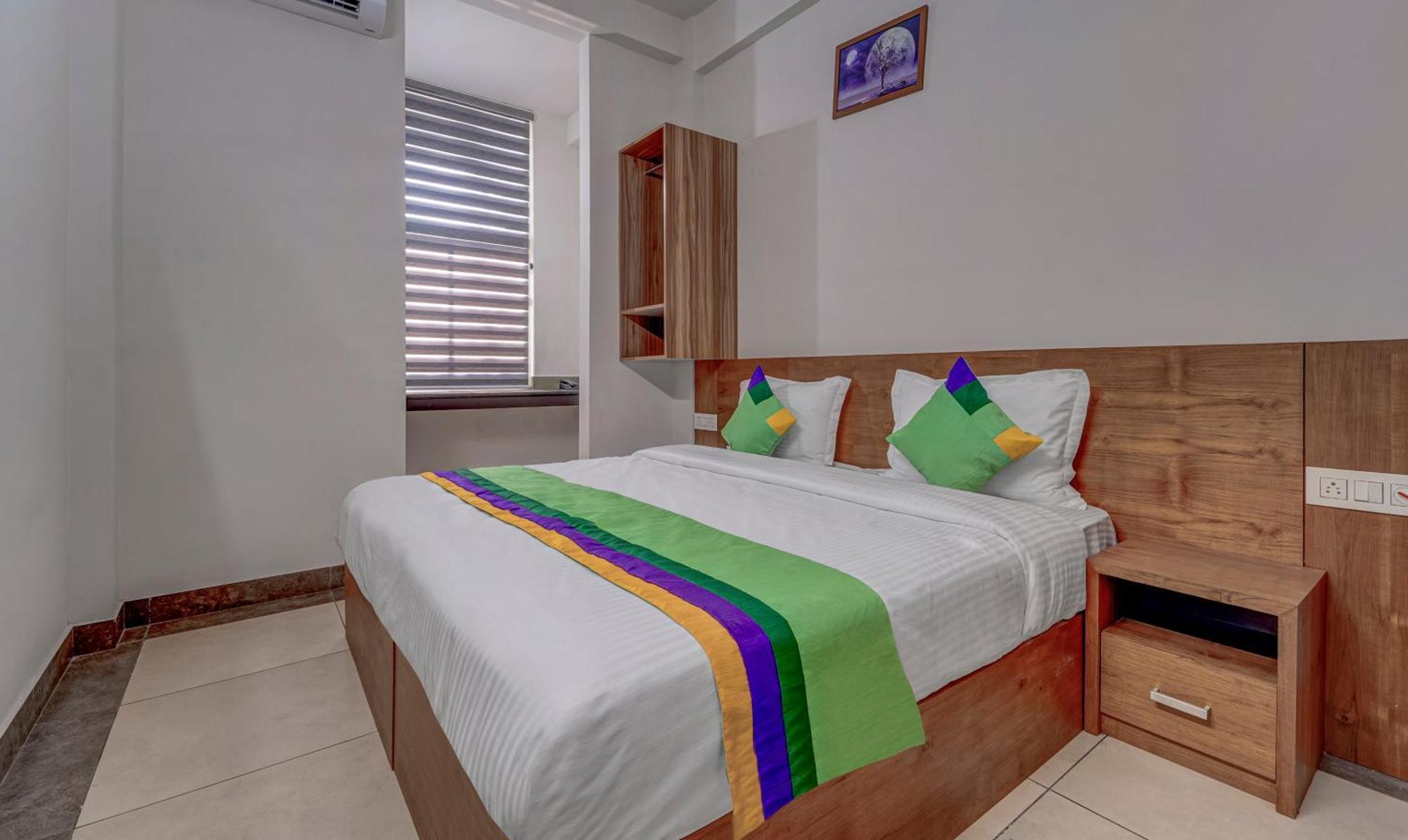 Treebo Regalia Inn Civil Station Kalpetta Exterior foto