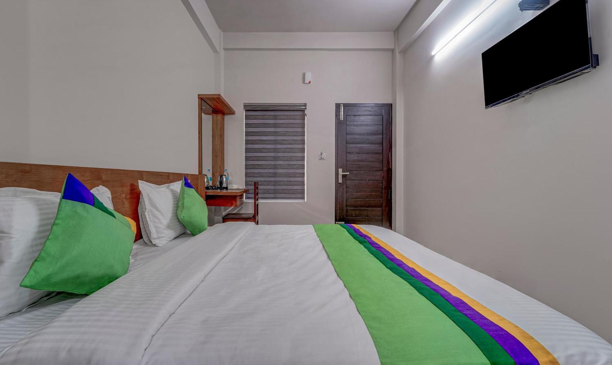 Treebo Regalia Inn Civil Station Kalpetta Exterior foto